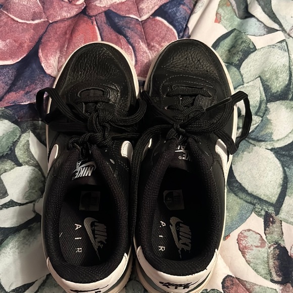 Nike Air Force 1 kids size 4y - Picture 1 of 4